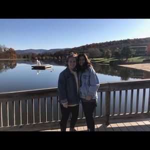 Meet your Posher, Megan